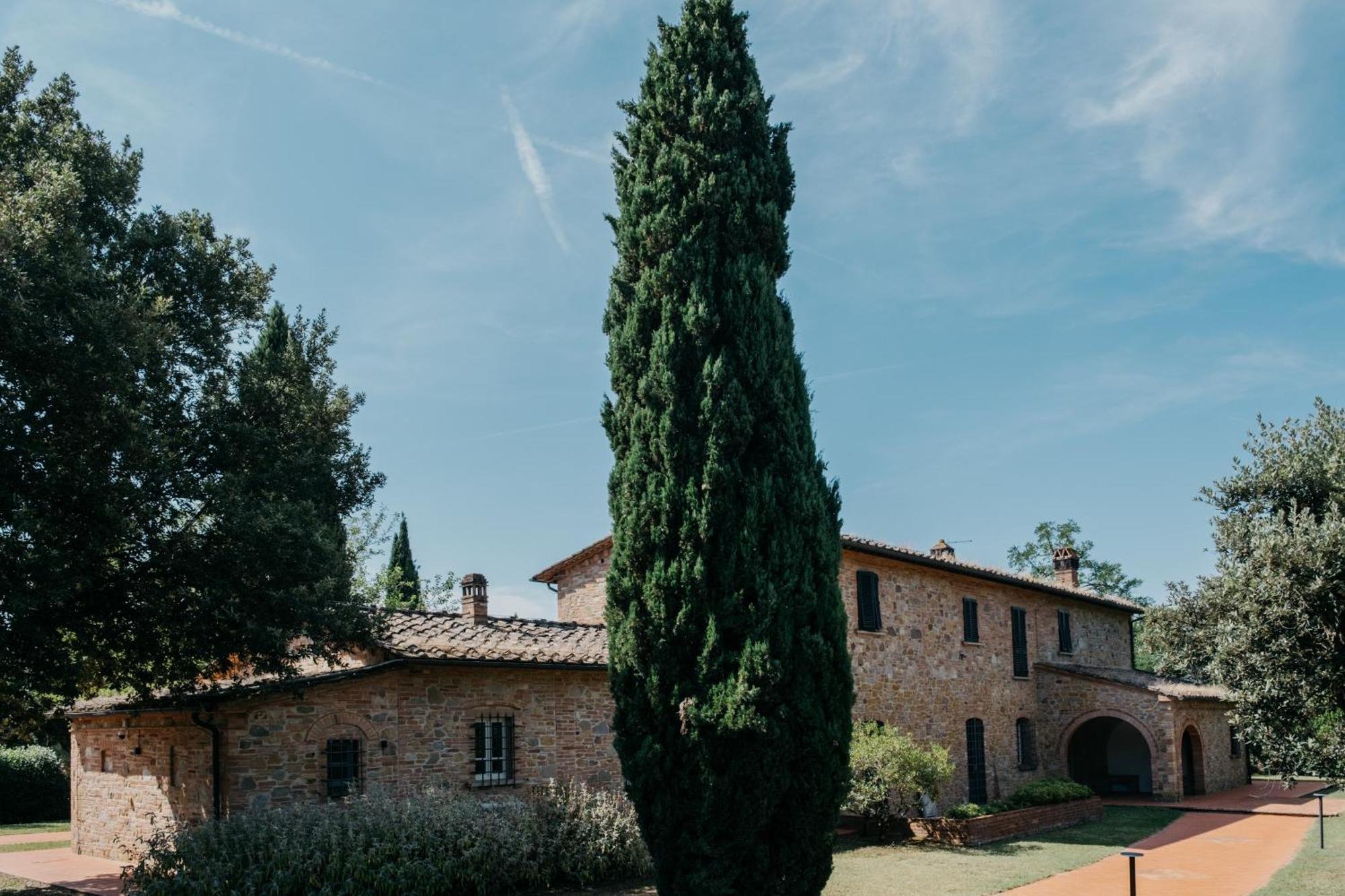 Podere Fignano, Holiday Home - Apartments Fully Renovated 2024 มอนตาโยเน ภายนอก รูปภาพ
