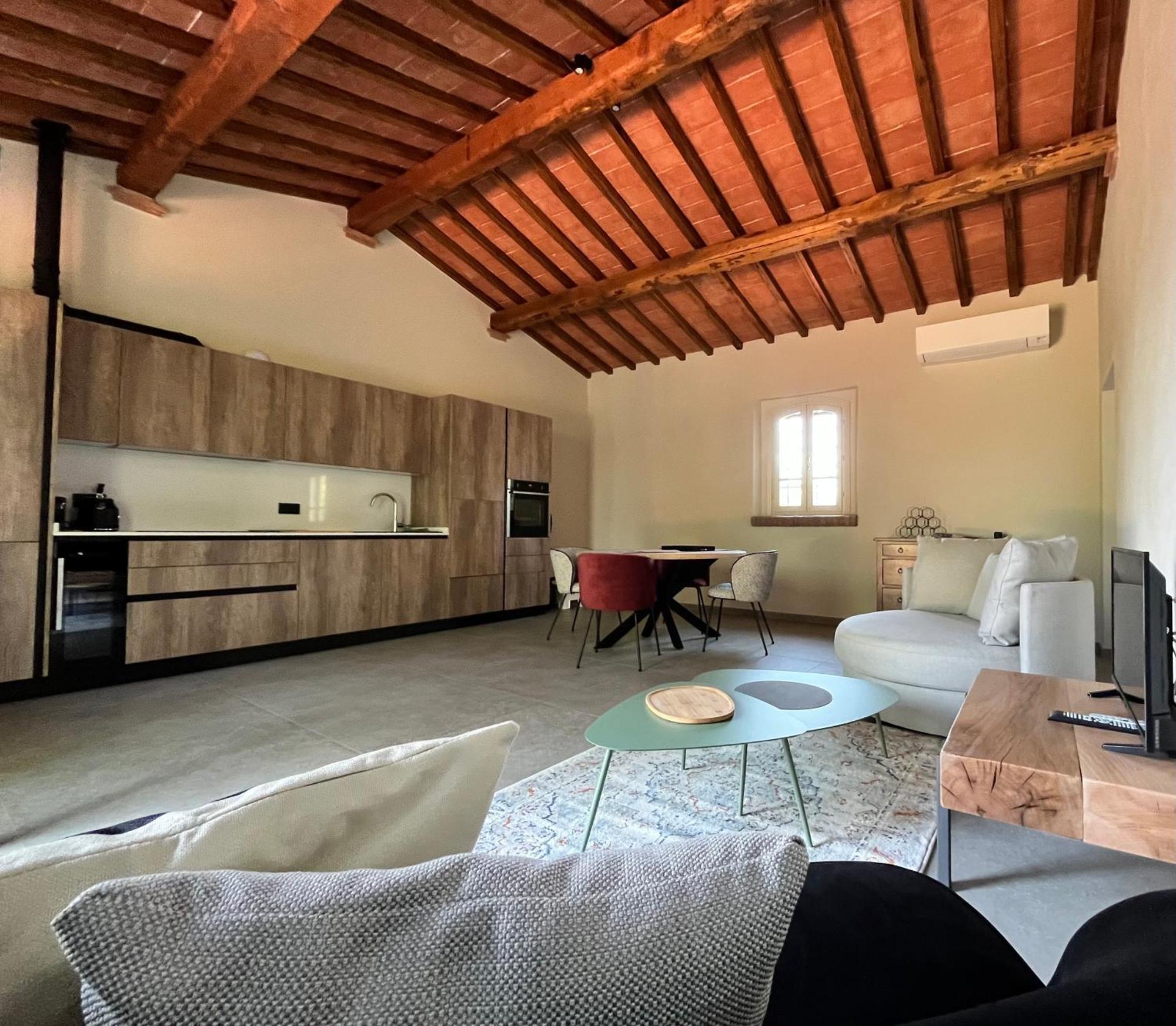 Podere Fignano, Holiday Home - Apartments Fully Renovated 2024 มอนตาโยเน ภายนอก รูปภาพ