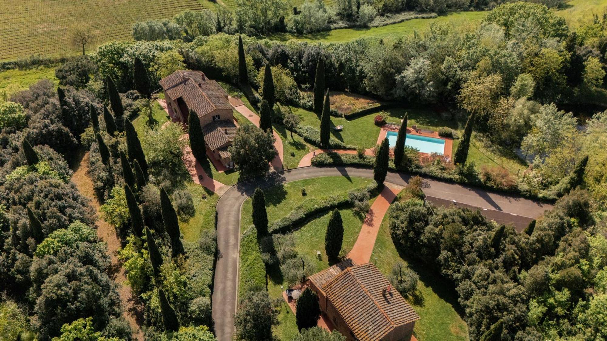 Podere Fignano, Holiday Home - Apartments Fully Renovated 2024 มอนตาโยเน ภายนอก รูปภาพ