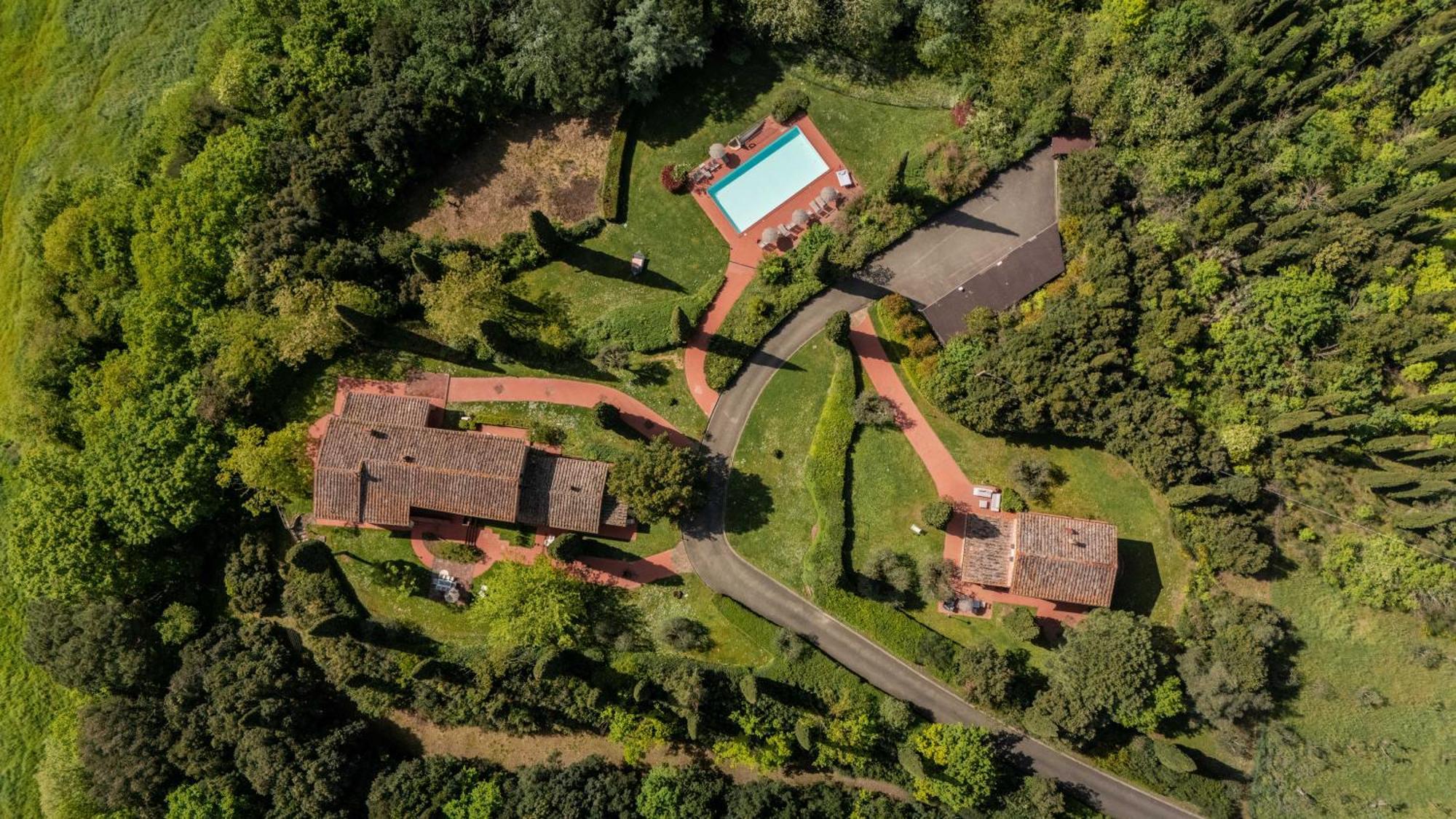 Podere Fignano, Holiday Home - Apartments Fully Renovated 2024 มอนตาโยเน ภายนอก รูปภาพ
